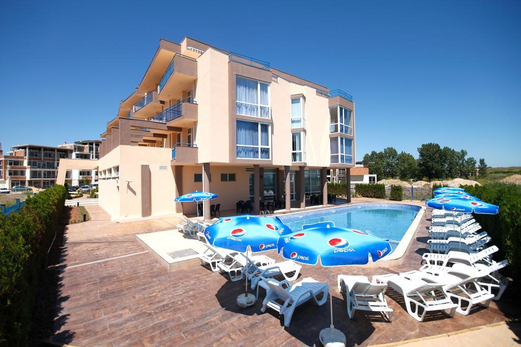 Отель Royal Beach Созополь Экстерьер фото