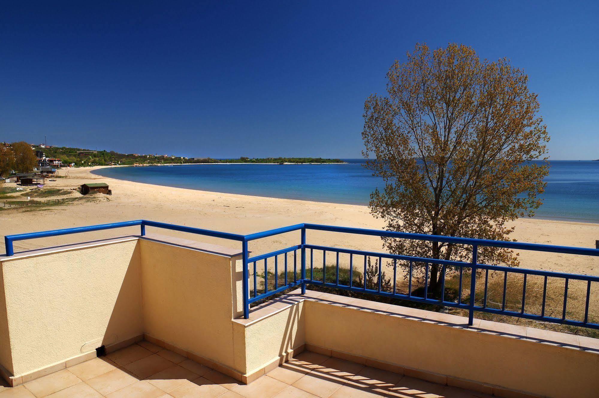 Отель Royal Beach Созополь Экстерьер фото